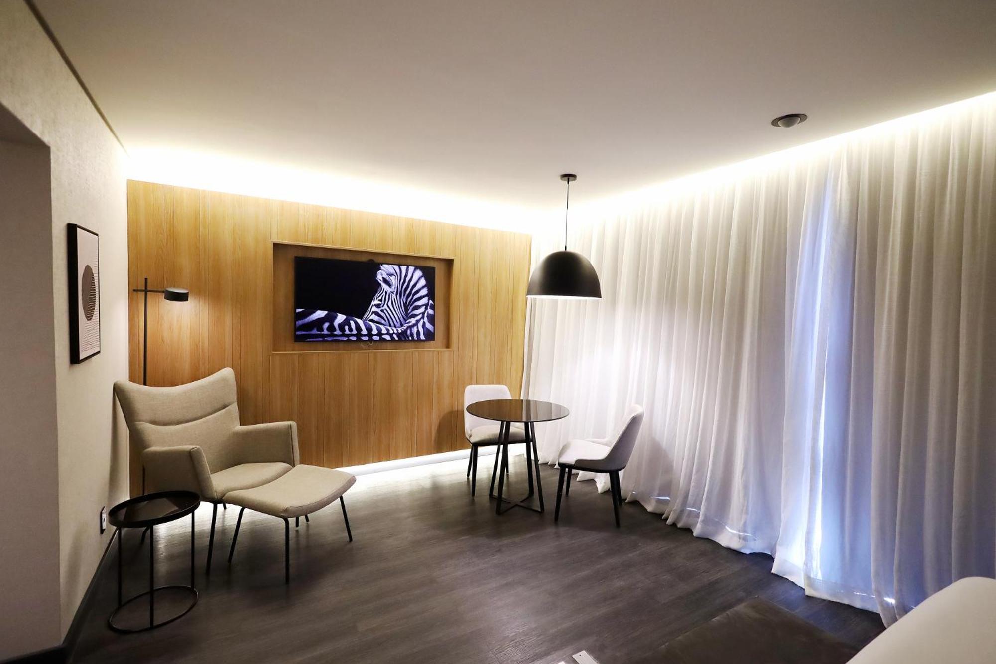 Radisson Oscar Freire Hotel São Paulo Ngoại thất bức ảnh A room at the hotel