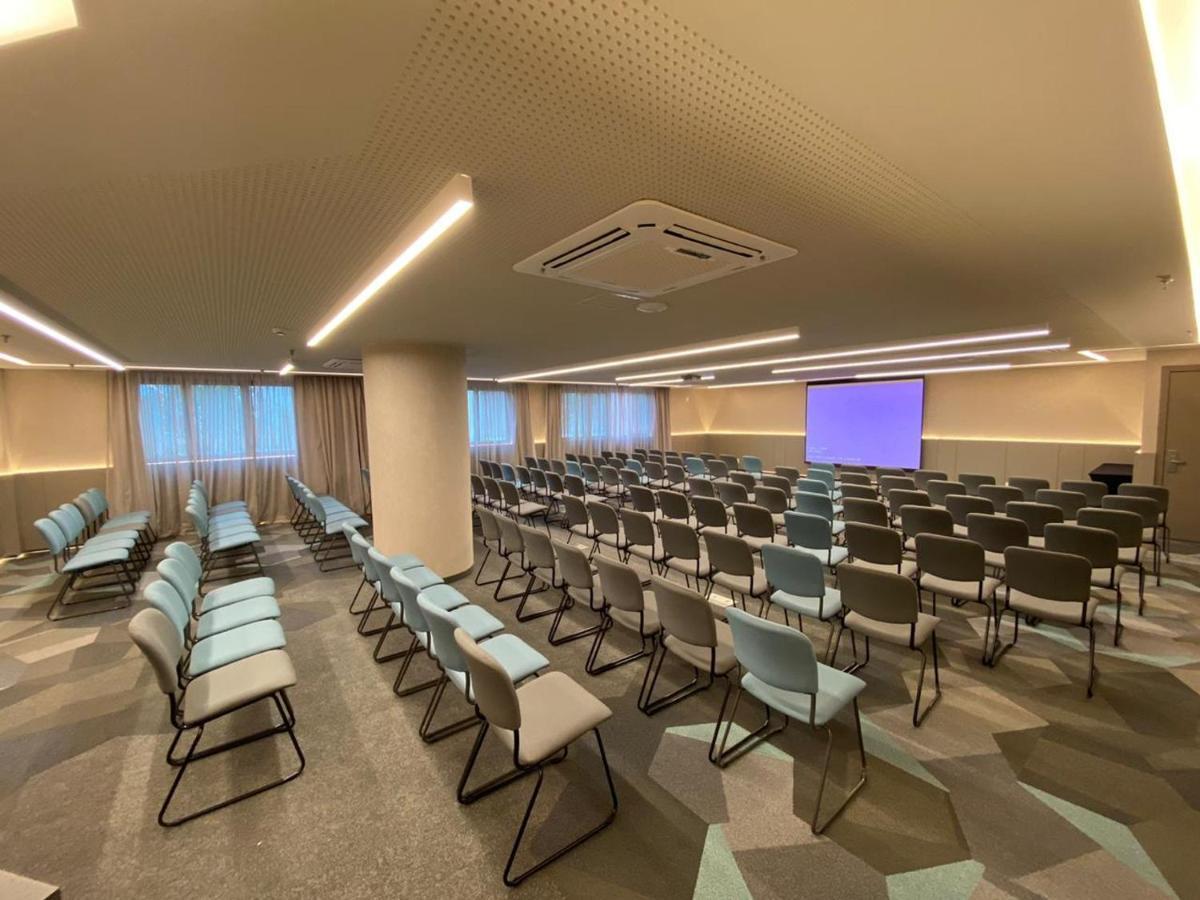Radisson Oscar Freire Hotel São Paulo Ngoại thất bức ảnh The 2019 conference venue