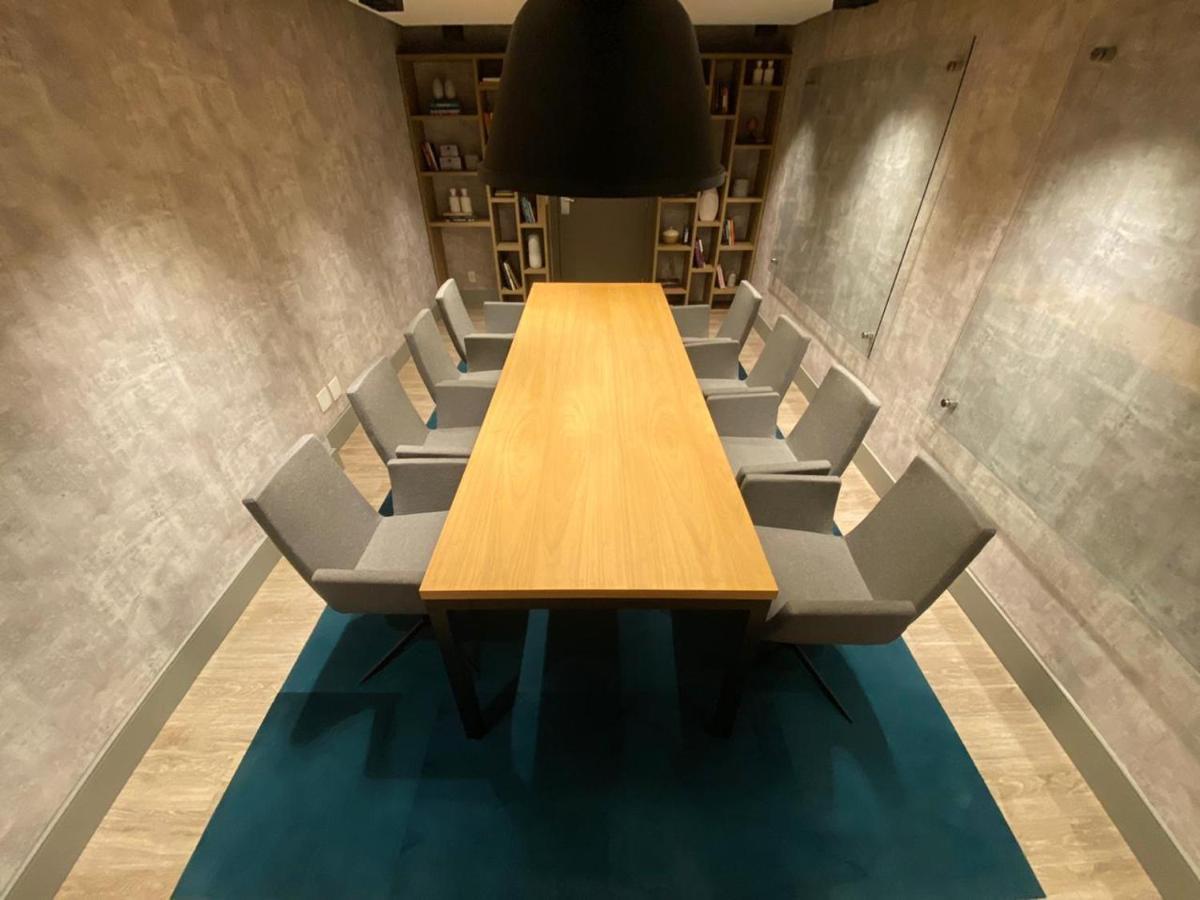 Radisson Oscar Freire Hotel São Paulo Ngoại thất bức ảnh The library